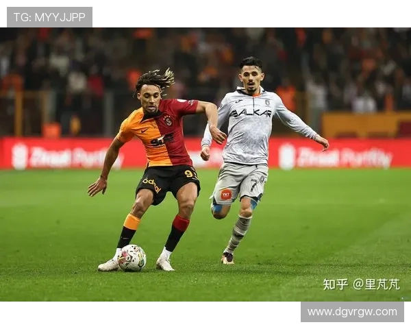 欧冠激战上半场尤尊伯克特建功法兰克福三比一领先加拉塔萨雷